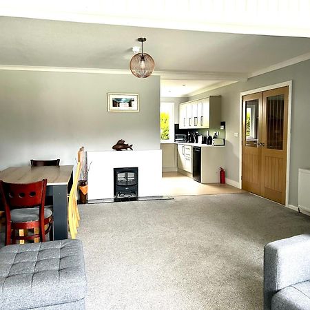 Lyn Leven Cottages บัลลาคูลิช ภายนอก รูปภาพ